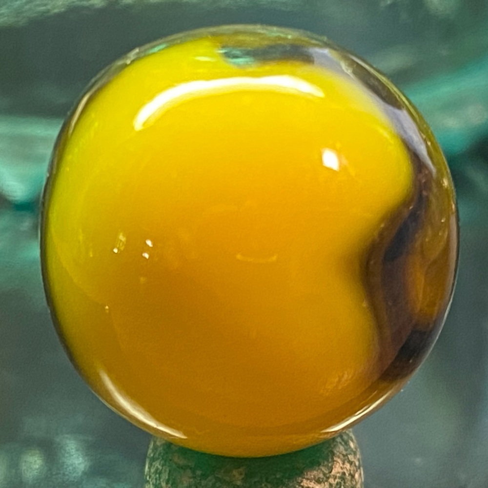 Bumblebee Jabo collectible marble - Picture 10 of 10